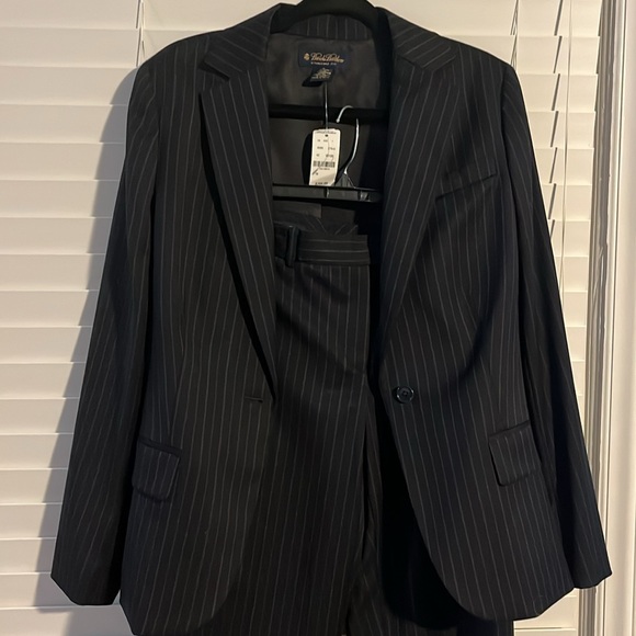 Brooks Brothers Women's Pinstripe Suit Blazer - Picture 2 of 3